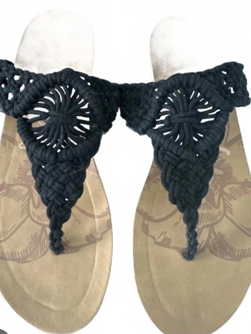 Blowfish Malibu black macrame thong sandals feature a bohemian cord design Size9